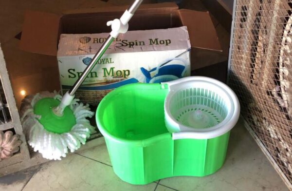 Royal Spin Mop Bucket - Image 2
